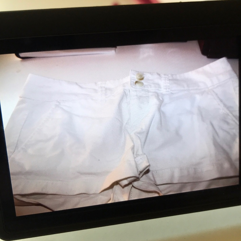 White American eagle shorts